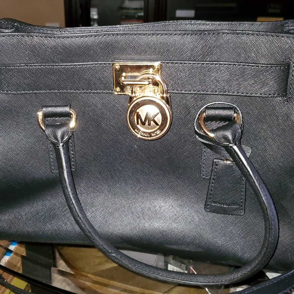 Michael Kors - Picture 4 of 4